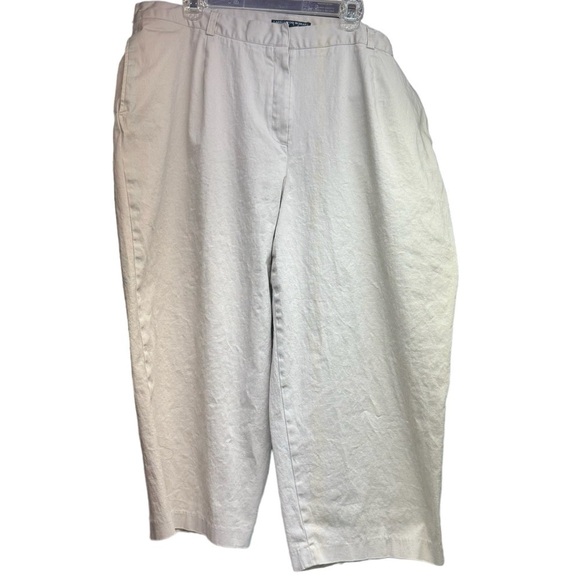 Larry Levine Woman Light tan khaki cotton Capris Capri pants size 24W - Picture 1 of 11